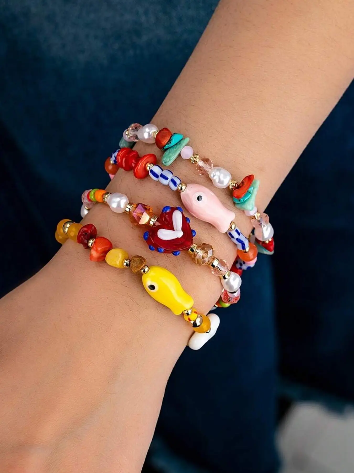 4pcs Glass Bead Bracelets, Beaded Bracelet Set, Bohemian Handmade Ceramic Fish Bead Set, Oil Drop Heart Stone Bracelet, Unique Aesthetic Jewelry Gift