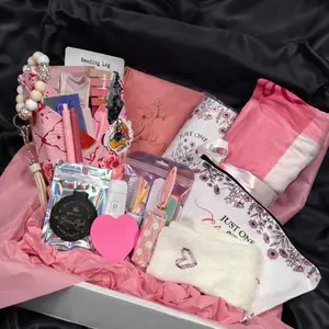 Blind Date with a Book Box Color Edition - Gift Set with cup, blanket, Makeup Bag, and Accessories