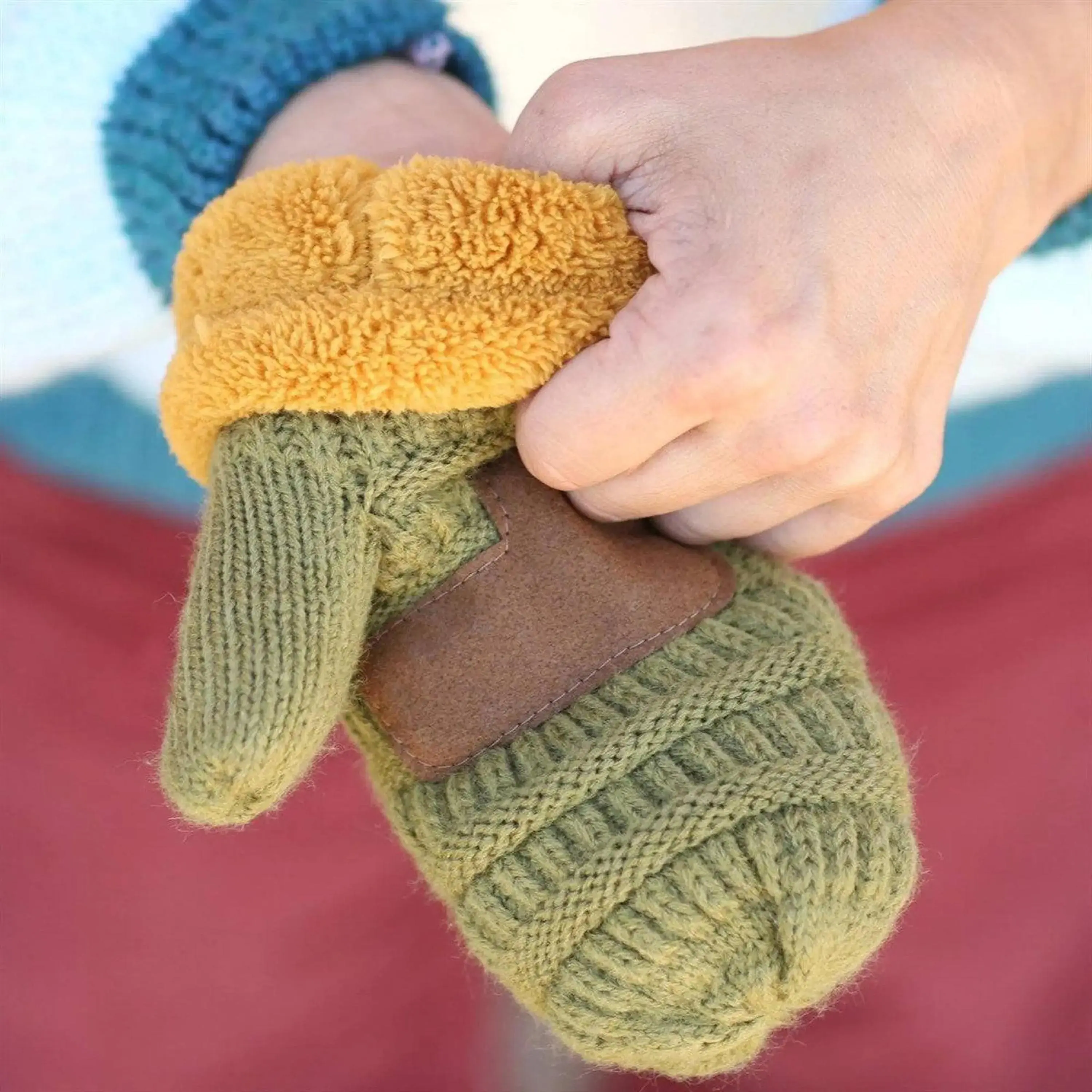 CC Mittens Color Block Warm Lined Knit For Women Cozy