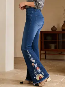 Women's Embroidered Elastic Denim Bell Bottom Pants, Casual Fit Long Jeans for Daily, Ladies' Fashionable Chic Wide Leg Trousers