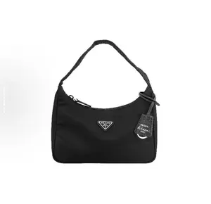 Pre-owned PRADA · Shoulder Bags Re Edition 2000 Hobo Bag in Black Nylon with Silver Hardware