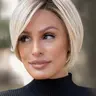 Women's 10inch Blonde Short Straight Synthetic Bobo Wigs for Daily, Cosplay, Anime or Costume Party, Striking Natural Fluffy Hair Wigs with Bangs for Daily & Party Hairstyle Decoration, Soft Bob Wig