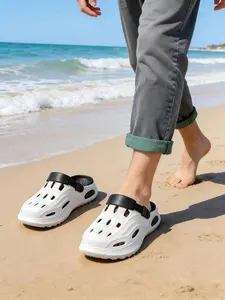 New Men's EVA Hole Shoes 2026 Summer Two-Tone Casual Sandals Non-Slip Outdoor Beach Slippers with Adjustable Straps