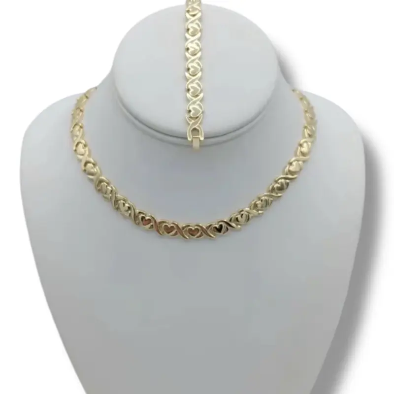 Set XO # 38 necklace and brazalete  GOLD PLATED 14 k 19.5 inches