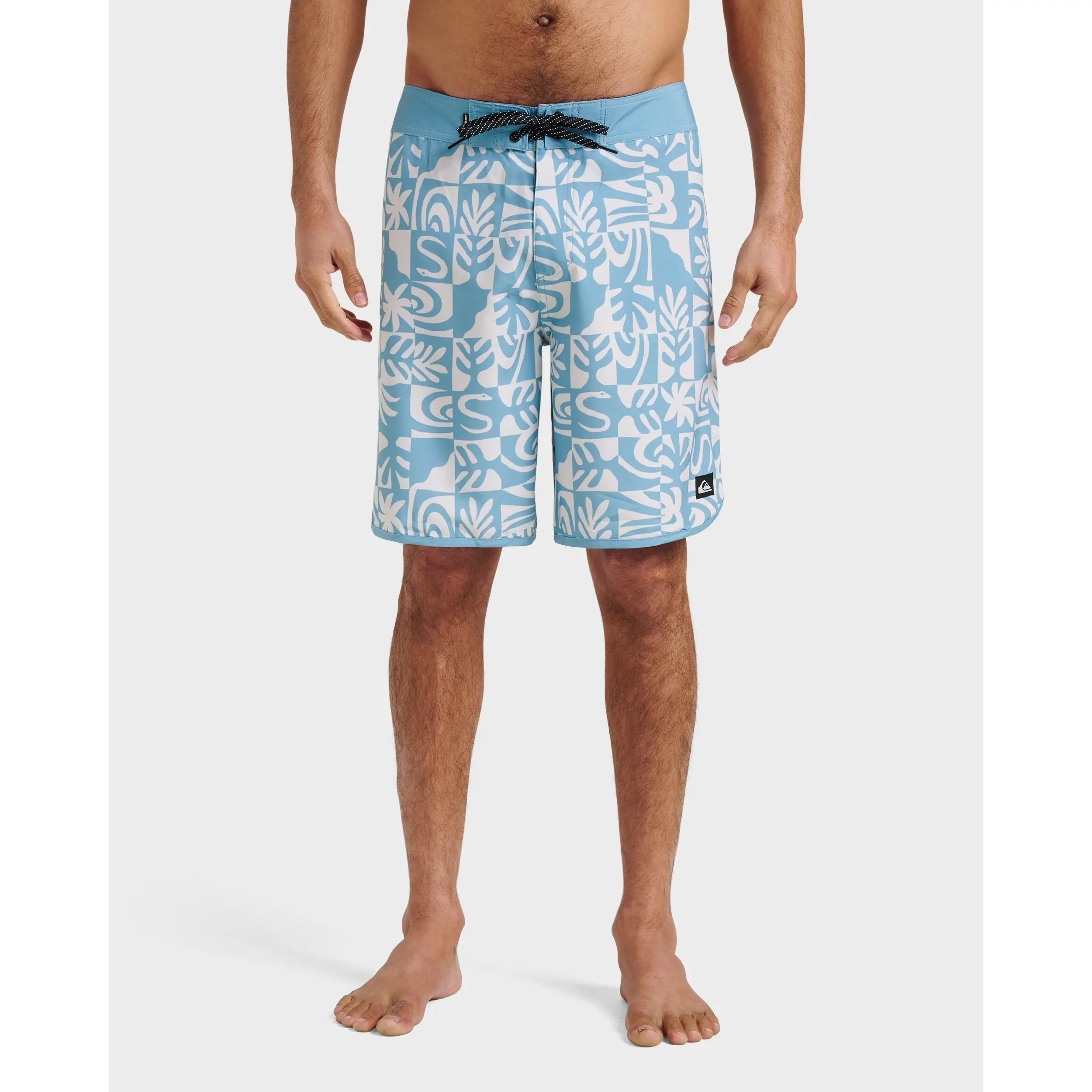 Quiksilver | Surfsilk Scallop Terra 19" Boardshorts | Men's SURFSILK Performance Fabric 4-Way Stretch | Surf & Swim Quiksilver | Surfsilk Scallop Terra 19" Boardshorts | Men's SURFSILK Performance Fabric 4-Way Stretch | Surf & Swim