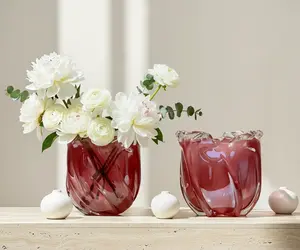 Pink Glass Vase Set - Exquisite Craftsmanship for Romantic Centerpieces & Gifts - Elegant Aesthetic Appeal