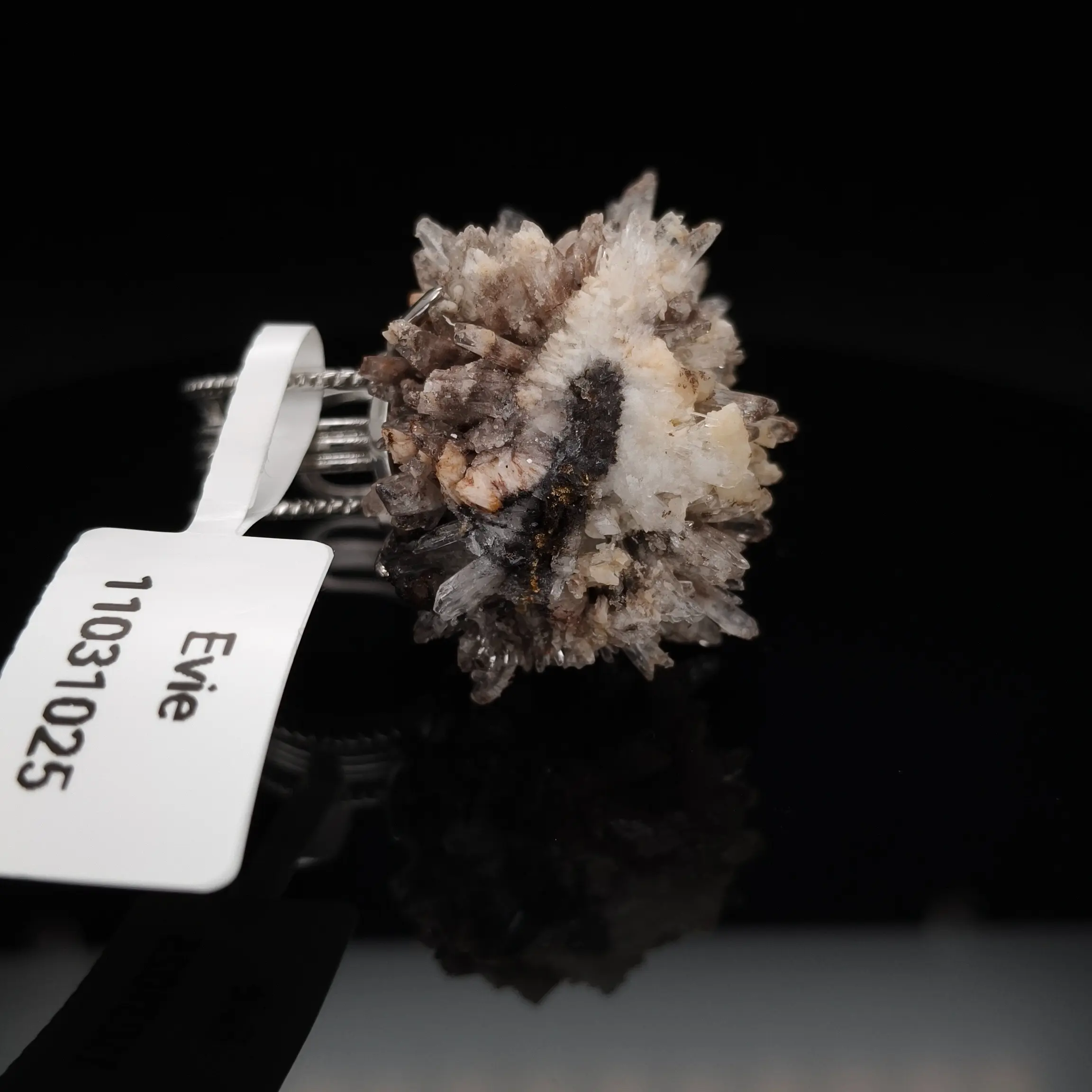 Natural stone 11031025