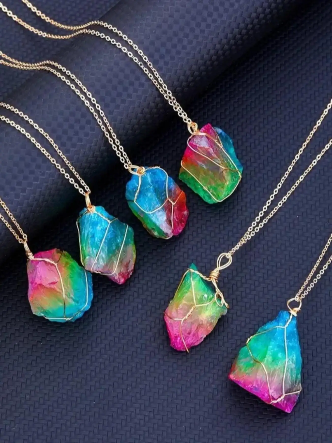 Colorful Natural Crystal Necklace, Irregular Crystal Raw Stone Pendant, Hand-wound Wire Stone Necklace Jewelry, Fashion Jewelry Accessories for Women