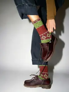 1pairs Unisex Vintage Geometric Crew Socks – Casual Daily Wear / Office Outfit / Street Style – Retro Pattern Knit Socks