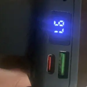 10000mAh Magnetic Power Bank, Foldable Wireless Portable Charger with LED Display, Comes with Type-C Cable, Supports Fast Charging and Lightning Input, Made of Lightweight Silicone, Charges Smartphones Android Phones, Compact and Portable，Best Gift ldeas