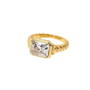 Baguette Emerald Ring - Waterproof