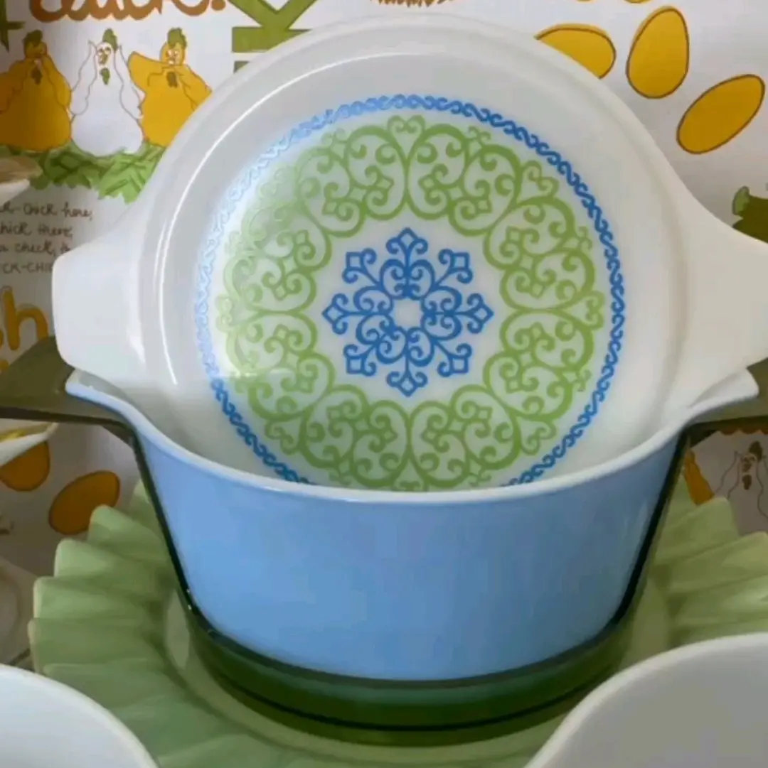 Vintage Pyrex Promo Filigree Vintage Pyrex Promo Filigree