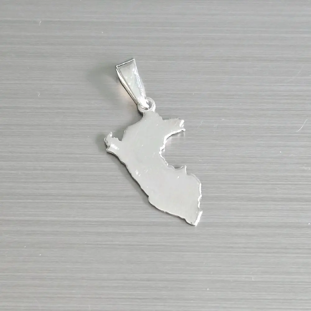 950 Silver Peru Country-Shaped Pendant