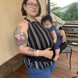 Product Review of Momcozy Hip Seat Baby Carrier, Adjustable Ergonomic Carrier with Various Pockets for Newborns & Toddlers up to 45lbs Portable Mother Mom Gift Convenient Travel Gifts wild  bird back baby baby carriers Ergonomic Baby Carrier with Hip Seat from A**a T**r