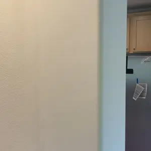 VEVOR Drywall Sander, 800W Electric Sander with 12 Sanding Discs, Variable Speed 1200-2300 RPM Wall Sander with Automatic Vacuum Dust Collection System, Double LED Lights, Dust Bag, Detachable Edge