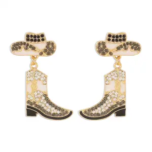 Fashionable women's earrings