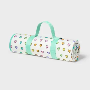 Disco Hearts Wave Picnic Blanket White/Teal - Roller Rabbit