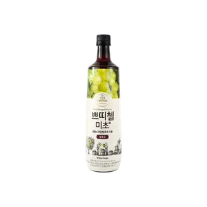CHEILJEDANG Korean White Grape Vinegar Drink 900ml - Refreshing & Healthy Beverage