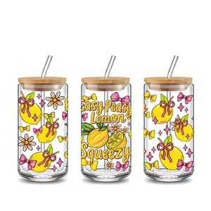 Trendy Easy Peasy Lemon Squeezy Quote & Lemon Bow Design 16oz Glass Can Cup, Tumbler with Lid and Straw, Reusable Glass Drinking Cup, Glass Jar for Iced Coffee, Hot Chocolate, Juice, Bright Citrus Style Glassware, Perfect Gift for Lemon