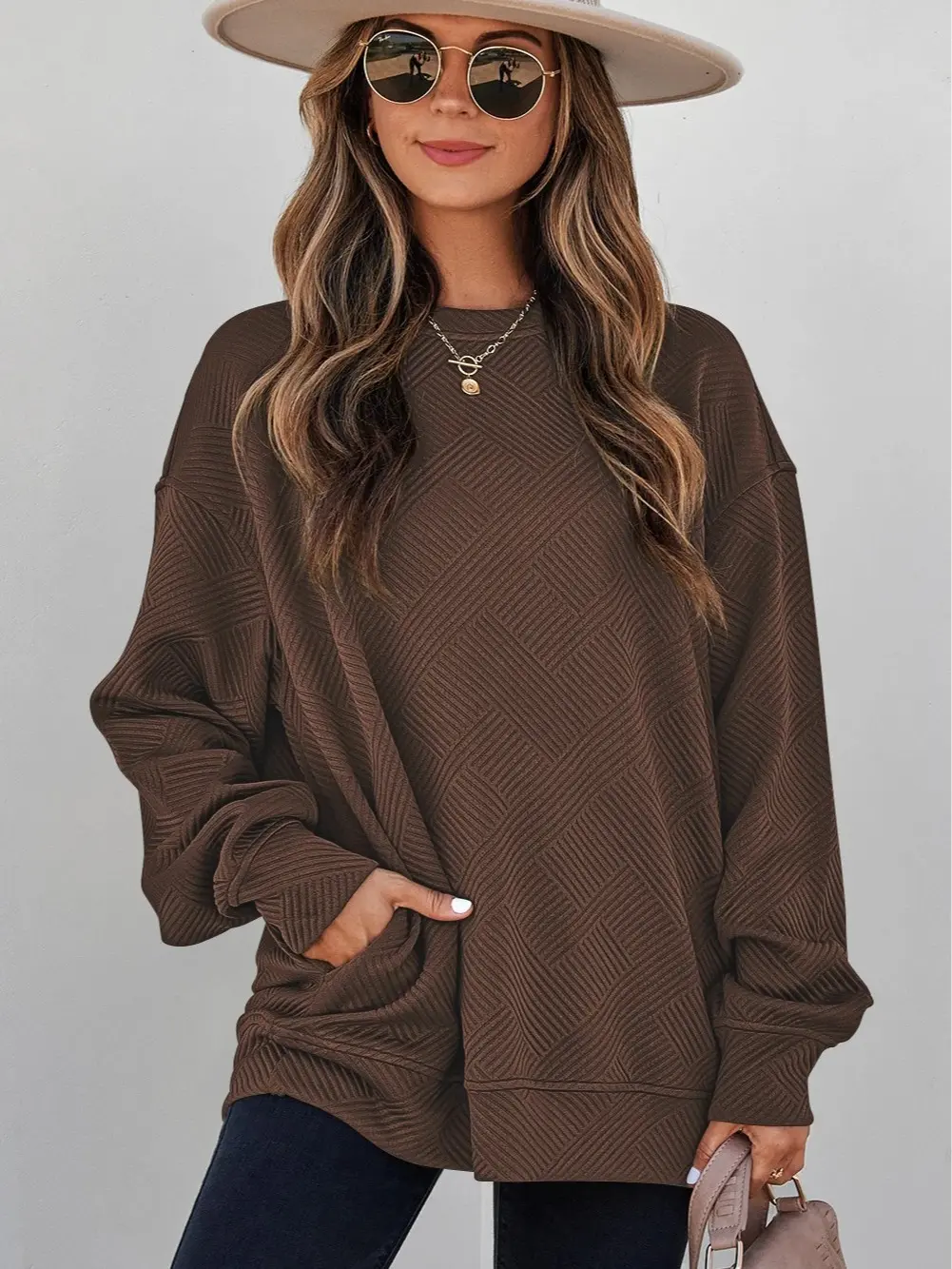 Women’s Brown Textured Oversized Crewneck Sweatshirt, Long Sleeve Drop Shoulder Loose Pullover Tunic Top for Casual Daily Wear, Work, Travel and Fall Outings
