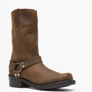 DB594 Brown Harness Boot