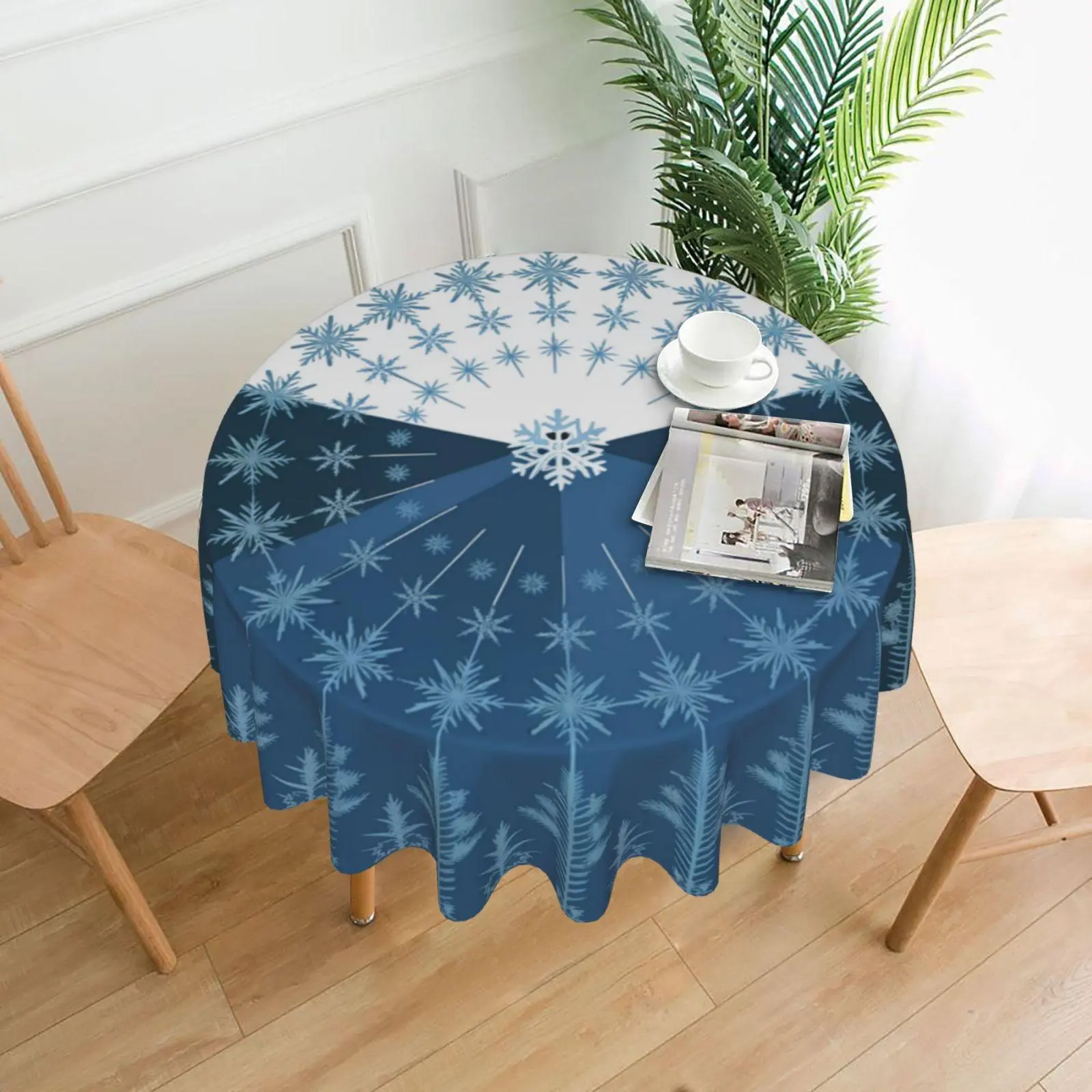 Snowflake Pattern Tablecloth, 1 Count Round Christmas Themed Tablecloth, Holiday Tabletop Decoration for Home Office Bar Cafe