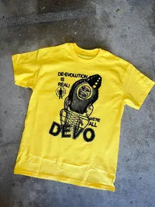 DEVO Gifl For Fan YELLOW T-Shirt All Colors, Gift for Women Men, Made In USA, US Size S-6XL, 100% cotton, Classic Fit, Unisex T-Shirt