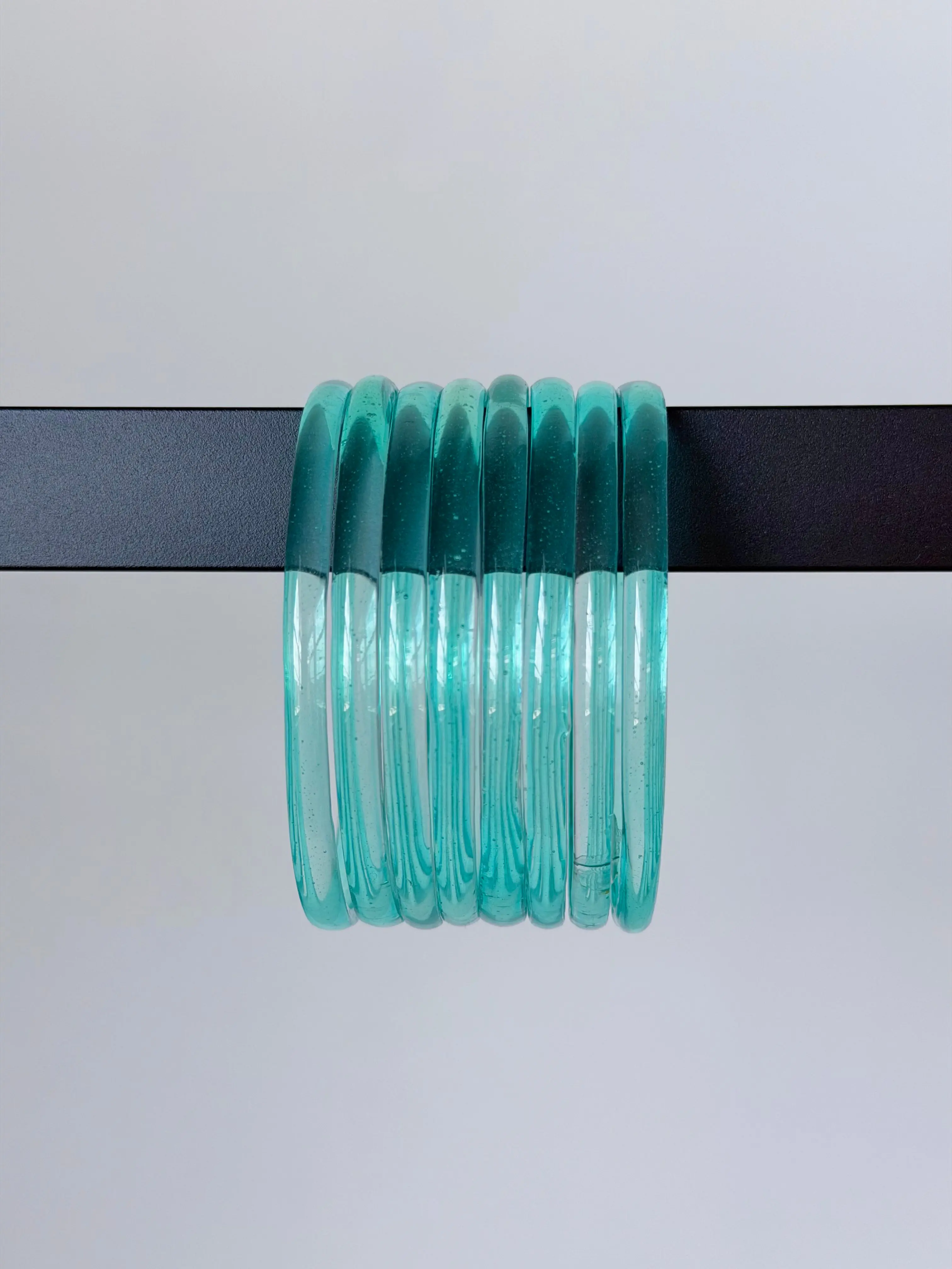 Trending Viral Jelly Bangles – Colorful, Lightweight & Stackable 8 pcs