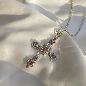 Retro & Boho Style, Delicate Alloy Cross Shape Design Pendant, Inlay Shiny White & Pink rhinestone, Fashion Accessory For Daily Wear & Party