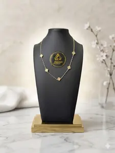 Hermoso collar de flores en laminado 14k