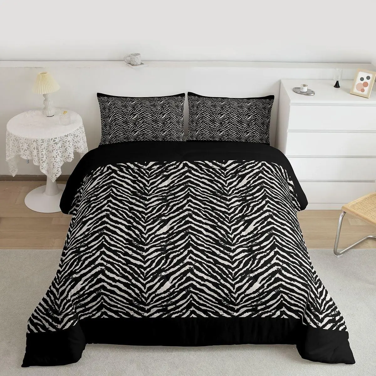 Feelyou Zebra Striped Printed Bedding Set - Breathable Polyester Fiber Comforter, Travel/RV-Friendly, Low Roll Over, Guest Room Use, Black White Duvet (Kids, King/Queen Sizes; Set Includes Core Pieces), Traveling