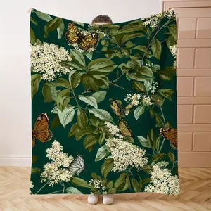 1PC White FlowerPrint Flannel Blanket Beautiful and Comfortable Warm Nap Blanket for Sofa, Bed, Office, Car, Camping Travel Blanket, Home Decoration - Four Seasons Gift