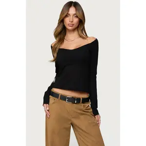 Edikted Women's Nattie Off Shoulder V Neck Top