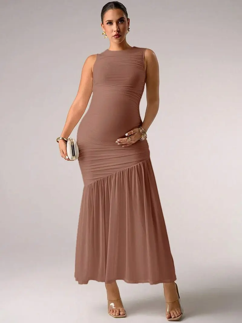 fitted dress for pregnant women Black Solid Ruched Fitted Maternity Bodycon Midi Dress – PinkBlush