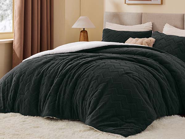 BEDELITE Wave Fluffy Sherpa Comforter Set, Super Soft Sherpa Comforter for Twin Queen KIng Size Bed, Luxury Warm Bedding Set for Winter, Fuzzy Bed Set
