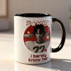 Sombr I Barely Know Her 3D Embossed Mug, Funny Quote Coffee Cup, Meme Mug, Trendy Aesthetic Mug, Humor Gift, Viral Coffee Mug