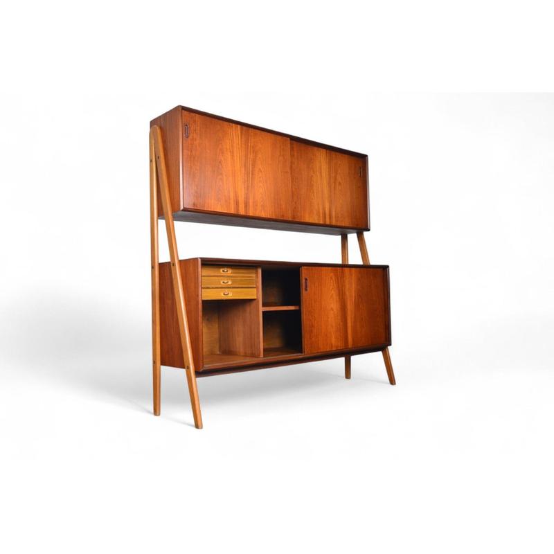 DOUBLE TIER DANISH MID CENTURY CREDENZA IN TEAK + OAK