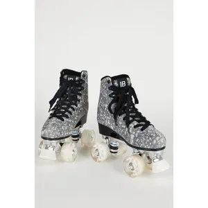 BLEACH OUT ROLLER SKATE Black Galaxy