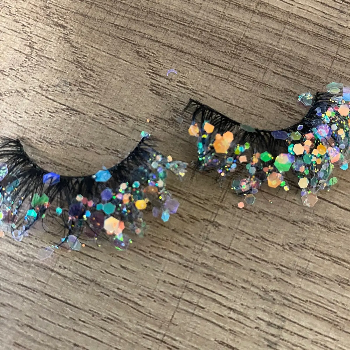 Glitter lashes Glitter lashes