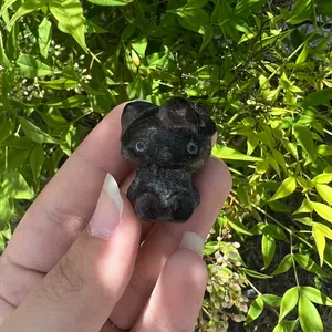 Garnet hello kitty crystal carving