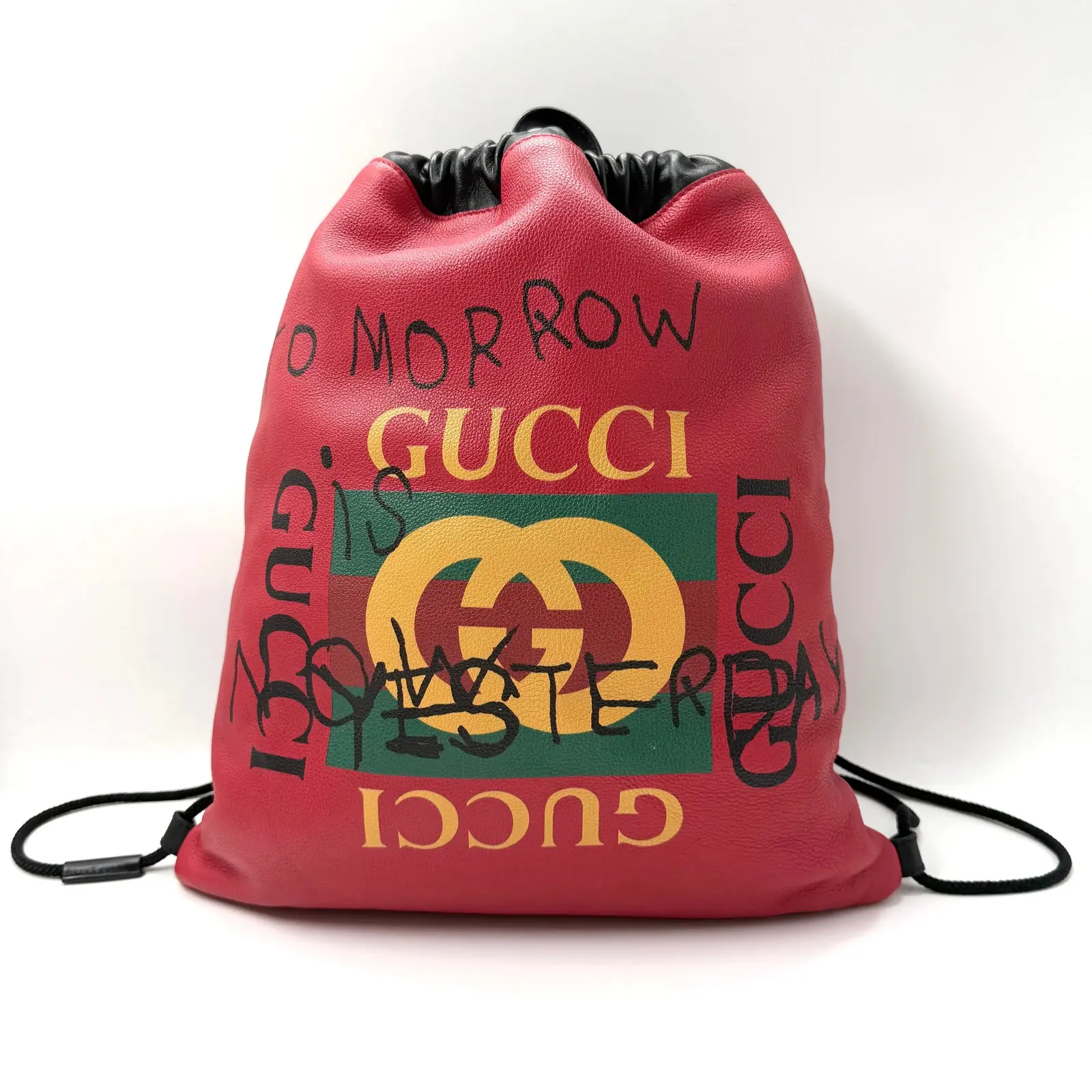 Pre-owned GUCCI AS Shown Backpacks hz 5552 bright red grained leather drawstring backpack 26.06.23