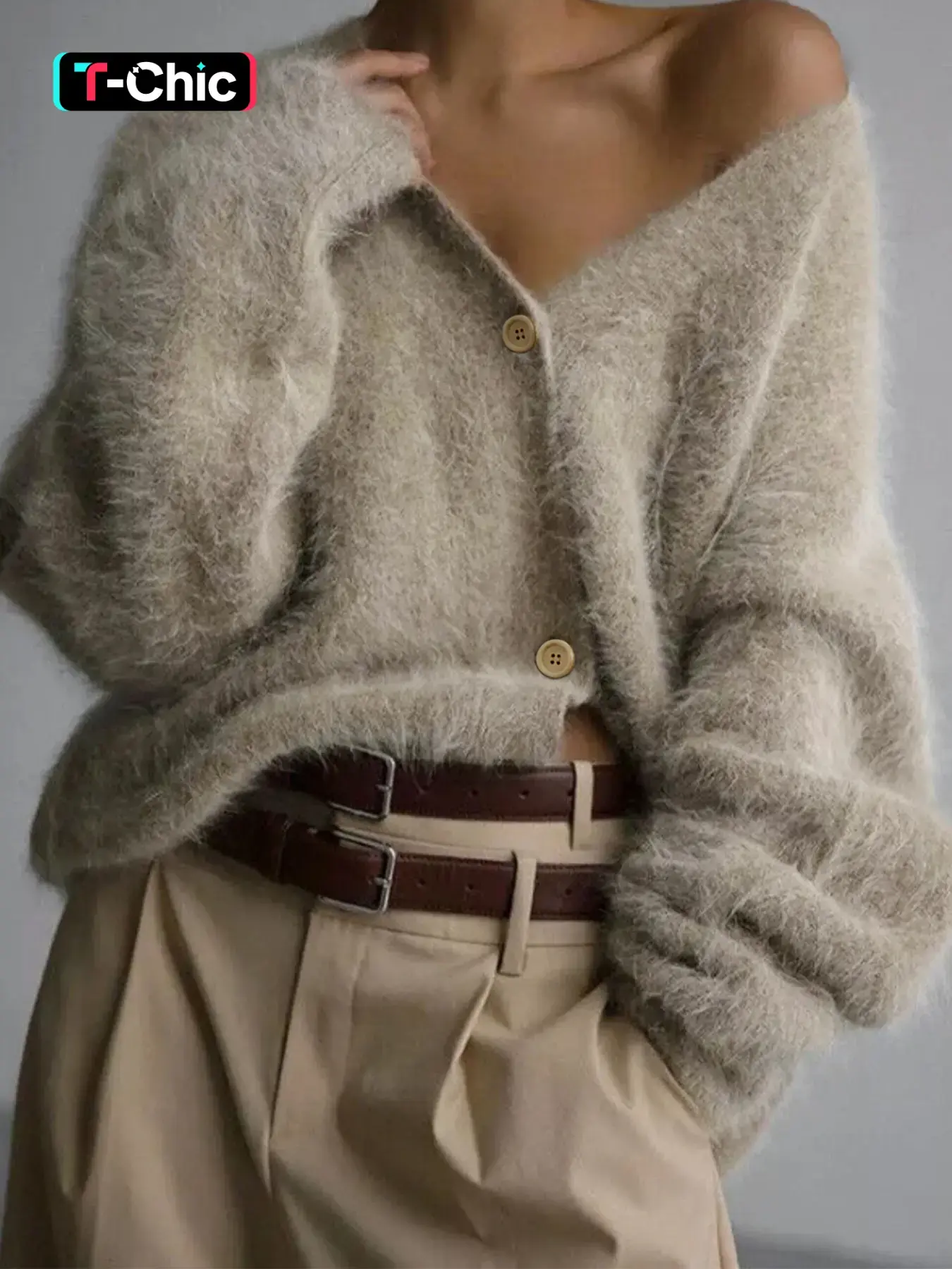 Women's Basic Solid Button Front Loose Fit Cardigan, Casual Style Drop Shoulder Long Sleeve V Neck Cardigan for Fall & Winter, Fashion Women's Knitting Knitwear Fabric for Daily Wear, Womenswear