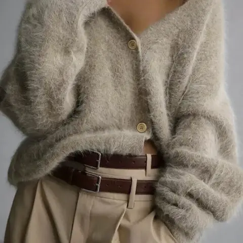 Women's Basic Solid Button Front Fit Relaxed Cardigan, Casual Style Drop Shoulder Long Sleeve V Neck Cardigan for Fall & Winter, Fashion Women's Knitting Knitwear Fabric for Daily Wear, Womenswear