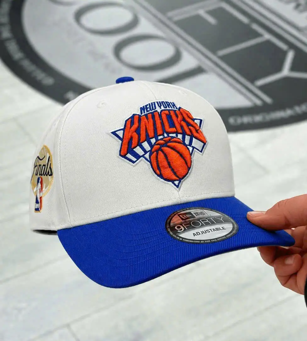 New York Knicks Snapback Baseball Cap Premium Embroidered Black Sports Headwear, knicks snapback, black baseball hat, embroidered cap, basketball headwear, streetwear fashion, adjustable hat, mens cap, unisex hat