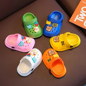 Cute Cartoon Slides for Toddlers, PVC Plastic Kids Shoes, Home Clogs for Boys and Girls, Cartoon Doll Design Children's Slippers