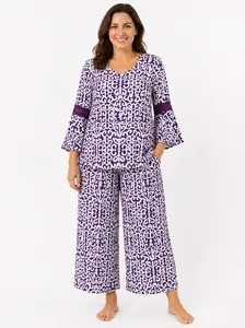 Women's 2-Piece Bohemian Pants & Top Set - V-Neck Fabric Top, Flared Sleeves, Wide-Leg Pants, Geometric Print Summer Outfit