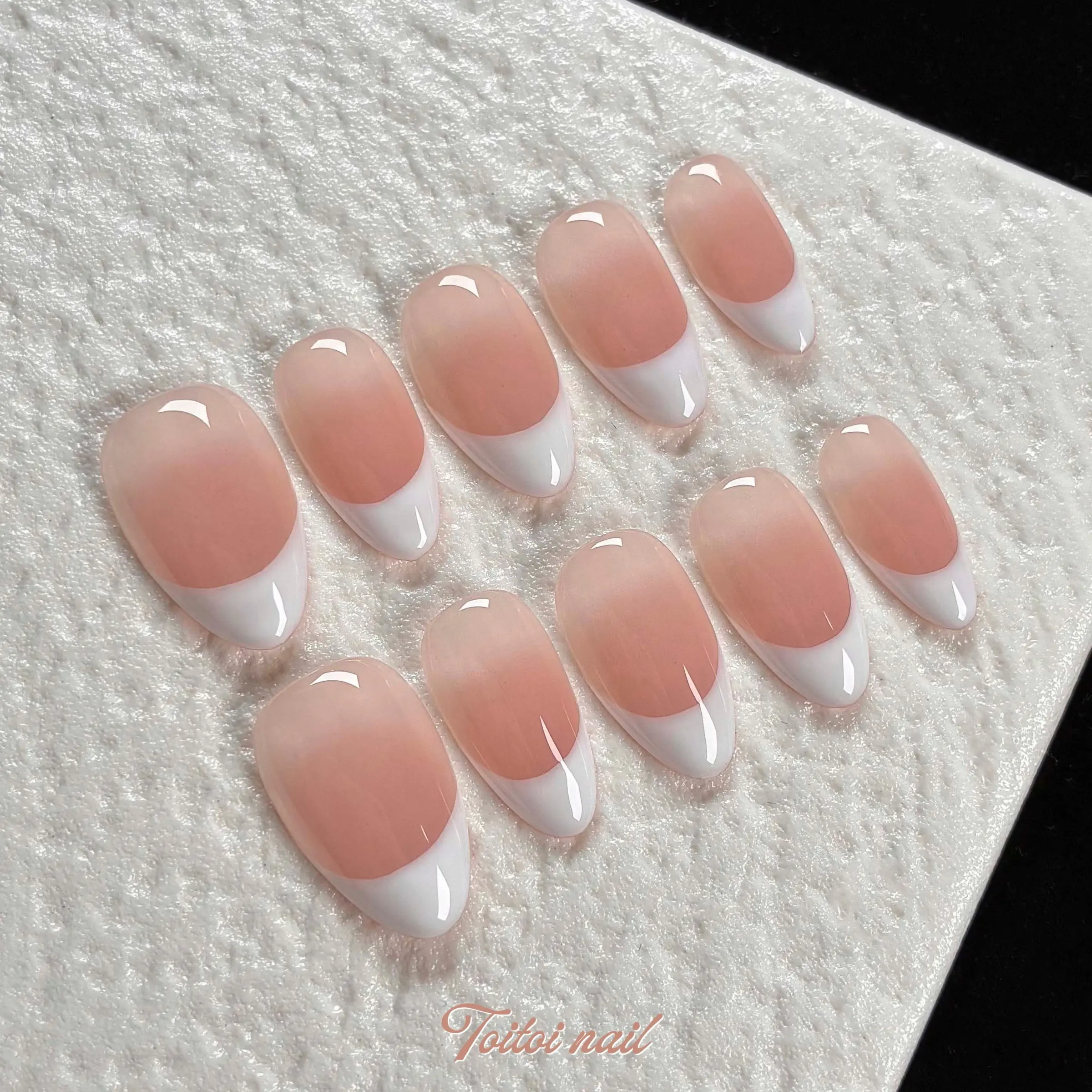 White French Tip Handmade Press-On Nails, Acrylic Fake Nails, False Acrylic Nails, Fit Short Square & Almond Nails, 10pcs, Minimalist Design, Sheer Nude Base & High Gloss, Reusable DIY Nail Kit for Spring Summer Daily & Date