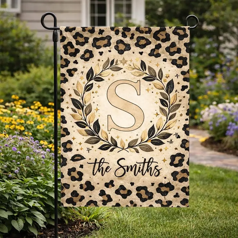 Custom Leopard Monogram Polyester Rectangular Garden Flag - Rust-Resistant, Sublimation Print, Personalized Last Name Yard Decor, Outdoor Porch Decor, Rustic Farmhouse Housewarming Gift