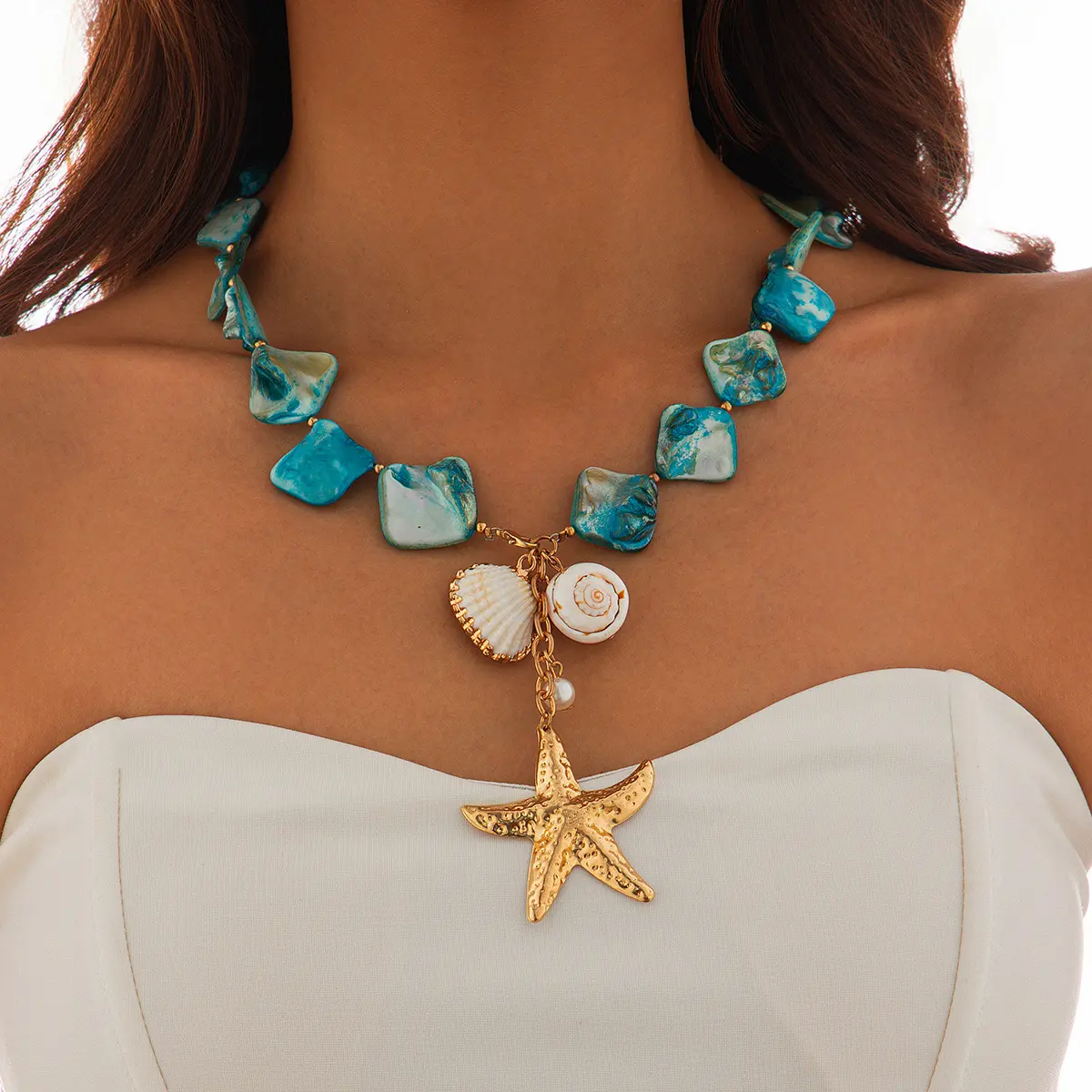 01 Necklace Blue 6495