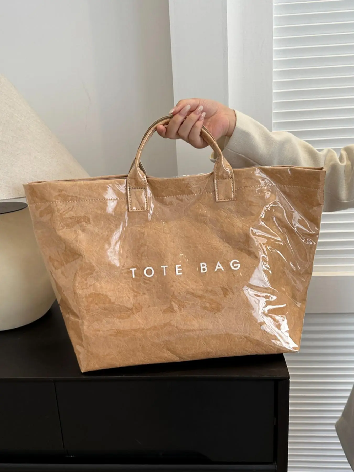 Large Capacity Transparent Tote Bag, Waterproof PVC Material Handle Bag, Fashionable Retro Casual Street Style Handbag, for Students, Gym, Yoga and Tr